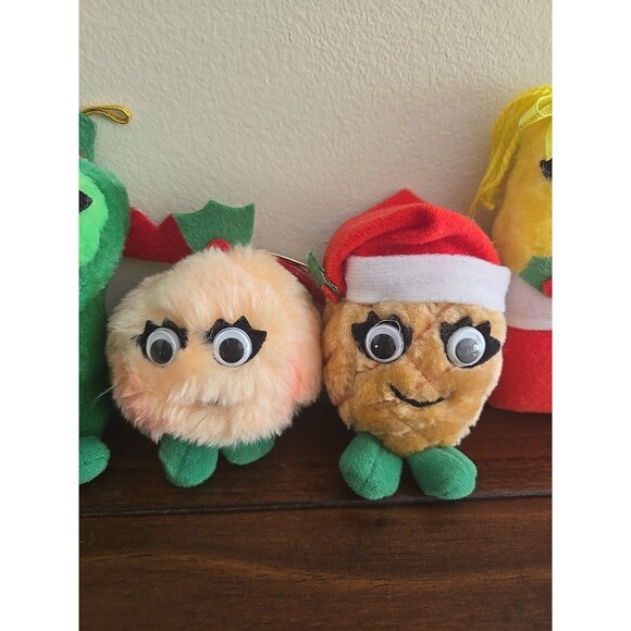 1991 Greystone Del Monte Lot Pineapple Googly Eye Christmas holiday Ornaments - Picture 3 of 5